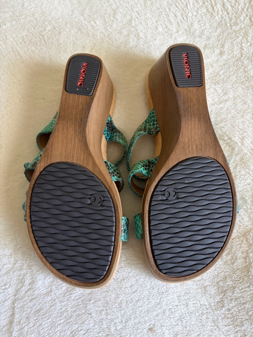 Vionic Teal Snake-Print Strappy Slide Sandals - Picture 5 of 7